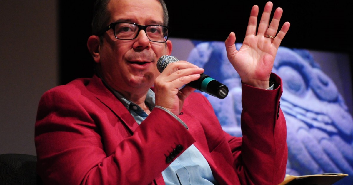 La mujer que se asoleó en Palacio - La Política Online thumbnail