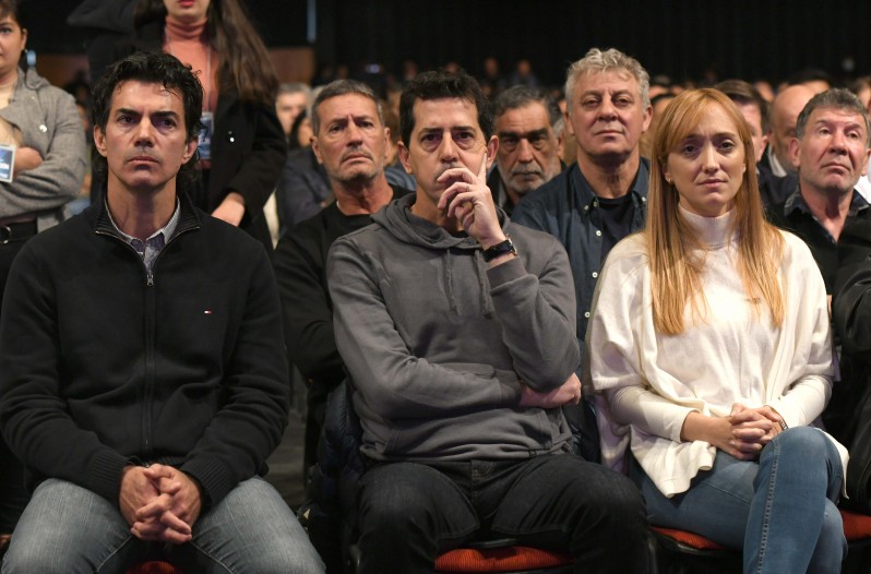 La pulseada en el Senado para citar a Karina por las coimas impacta en la pelea entre Urtubey y Leavy por una banca