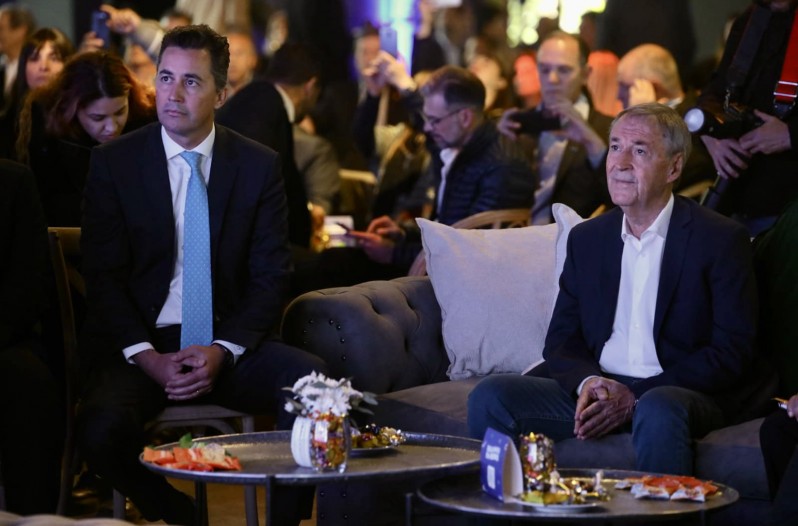 Manuel Calvo con Juan Schiaretti