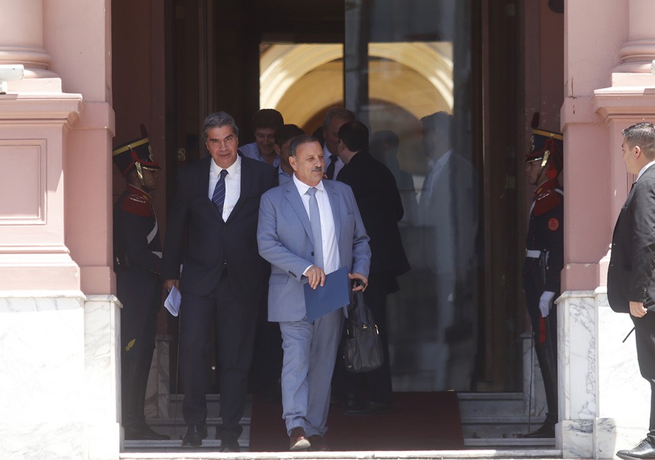 Los gobernadores que fueron a la Casa Rosada salen este martes luego de su encuentro con Alberto Fernández.
