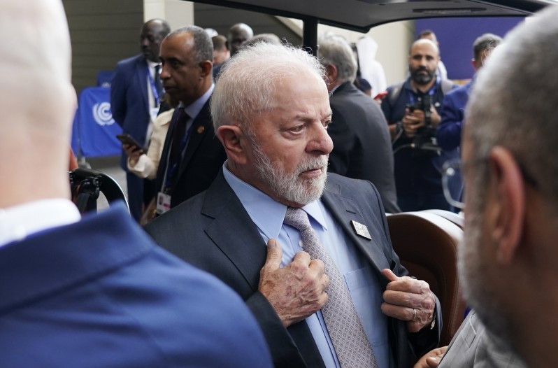 Enojado con Scioli por Bolsonaro, Lula no quiere darle el placet de embajador