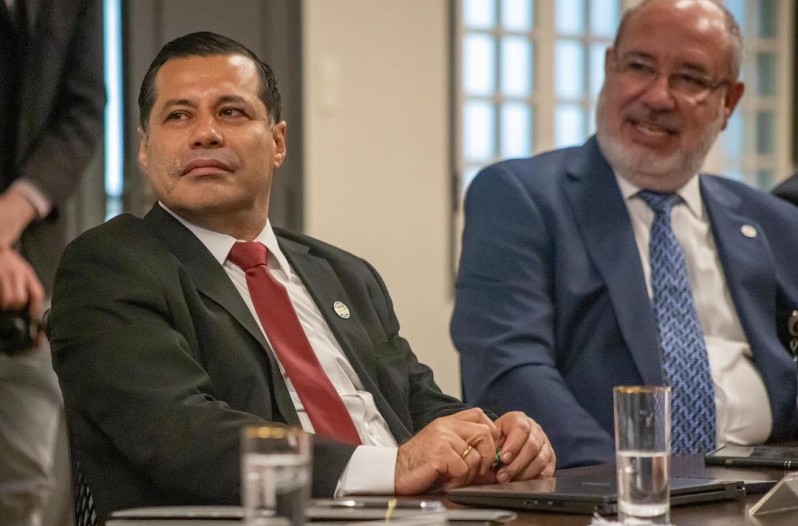 Félix Sosa y Justo Zacarías Irún.