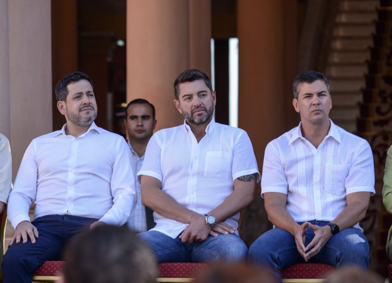 Raúl Latorre, Pedro Alliana y Santiago Peña.