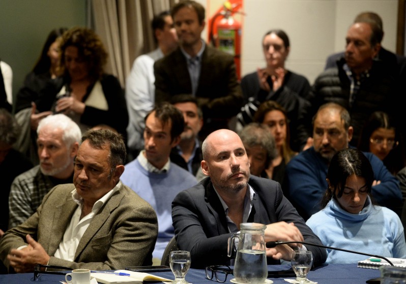 El PRO en la Legislatura bonaerense define un bloque con el radicalismo y se aleja de los libertarios El PRO en la Legislatura bonaerense define un bloque con el radicalismo y se aleja de los libertarios