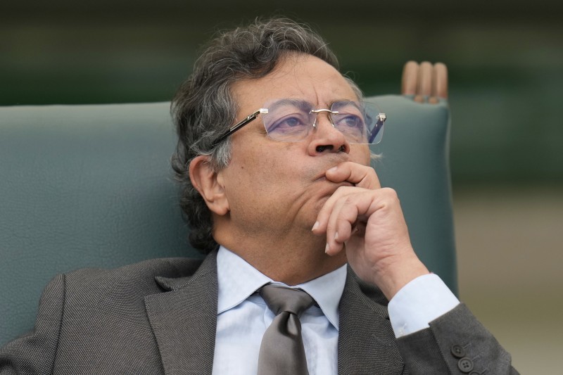 Petro dice tener pruebas de un supuesto fraude en las elecciones y complica a Cepeda