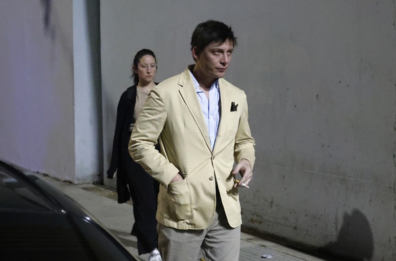 Milei ignoró los pedidos de Santiago y el Gordo Dan y se fue a escuchar ópera