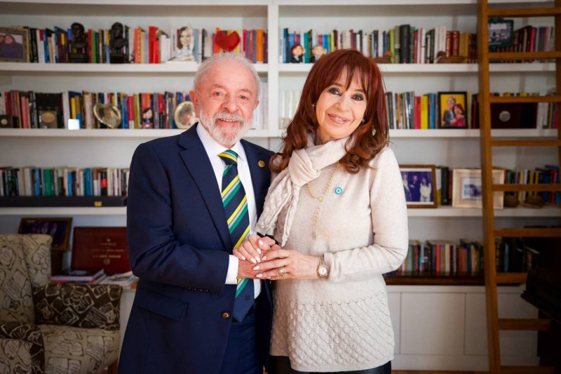 Lula le agradeció a Cristina y Massa por el apoyo en las elecciones