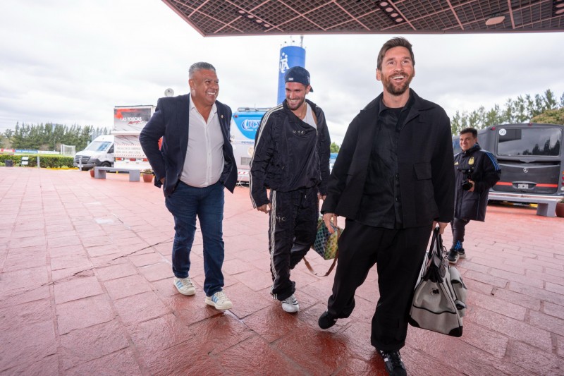 Tapia denuncia que Milei quiere intervenir la AFA y en Europa ya dicen que la FIFA podría sacar a Argentina del Mundial Tapia denuncia que Milei quiere intervenir la AFA y en Europa ya dicen que la FIFA podría sacar a Argentina del Mundial