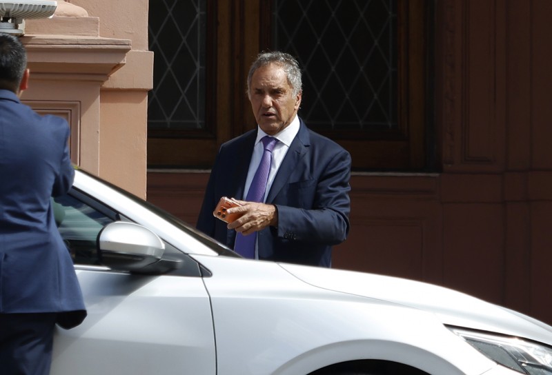Acusan a Scioli por la "destrucción" del turismo