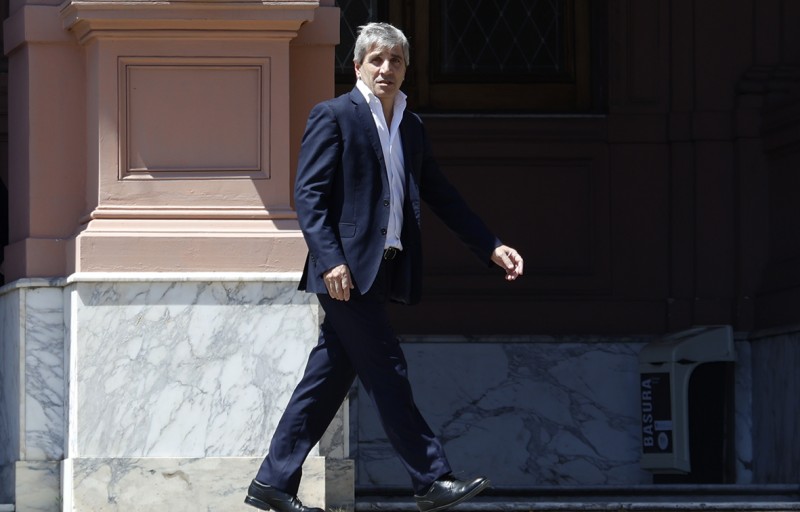 Caputo ya le debe a Jorge Macri 350 mil millones y confirma que el gobierno está justo de plata Caputo ya le debe a Jorge Macri 350 mil millones y confirma que el gobierno está justo de plata