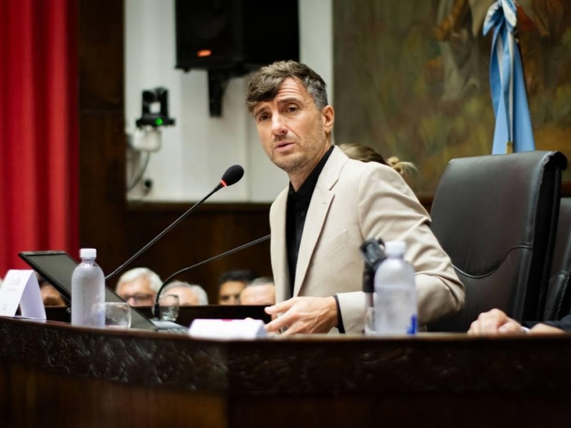 El intendente Ghi enfrenta una interpelación por el escándalo narco de Morón