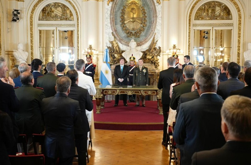 La Armada le vació la jura a Presti y expone el malestar en las fuerzas La Armada le vació la jura a Presti y expone el malestar en las fuerzas