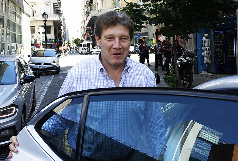 Melella traicionó al bloque peronista a cambio de fondos para pagar los sueldos