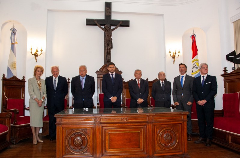 Pullaro recusa a cuatro ministros de la Corte para que no le tumben dos puntos clave de su ley jubilatoria Pullaro recusa a cuatro ministros de la Corte para que no le tumben dos puntos clave de su ley jubilatoria