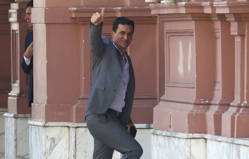 Ahora Adorni se hace el amigo de los periodistas y les sugiere que presenten una cautelar contra la prohibición de entrar a la Rosada