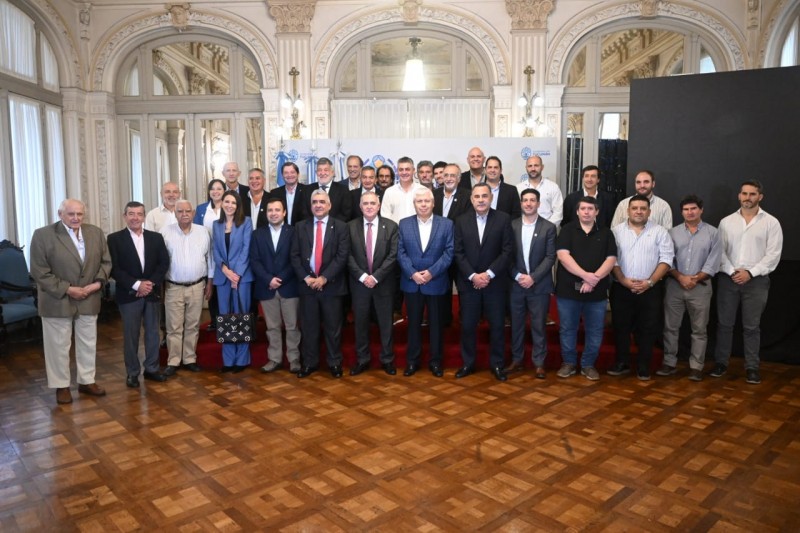 Jaldo recibió a industriales para el inicio de la zafra 2026