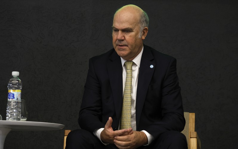 El secretario de Energía, Sergio Iraeta.