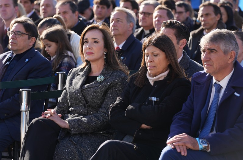 Pullaro le dijo a Milei que en Santa Fe las obras se hacen