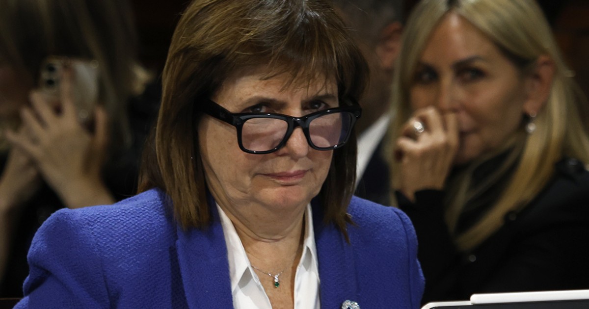 Karina turned the session to Bullrich and took control of the Congress agenda