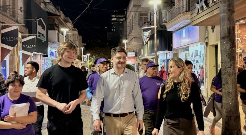 Iñaki cerró la campaña junto a Tomás Figueroa, acusado de quintacolumna de Zamora.