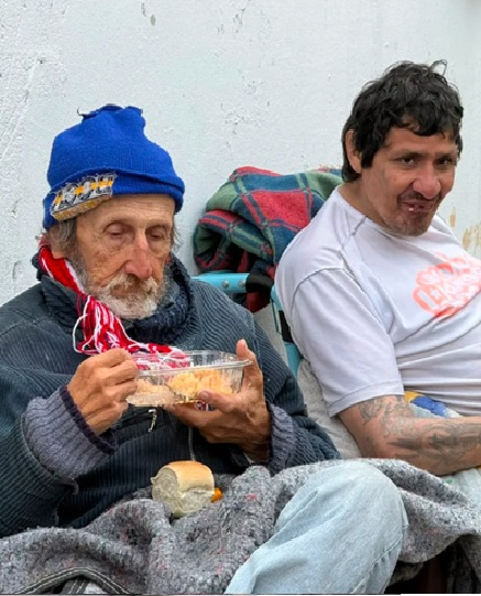 El escándalo de los geriátricos clandestinos jaquea al intendente de Santa Fe: ancianos con hambre, sarna y sin atención médica El escándalo de los geriátricos clandestinos jaquea al intendente de Santa Fe: ancianos con hambre, sarna y sin atención médica
