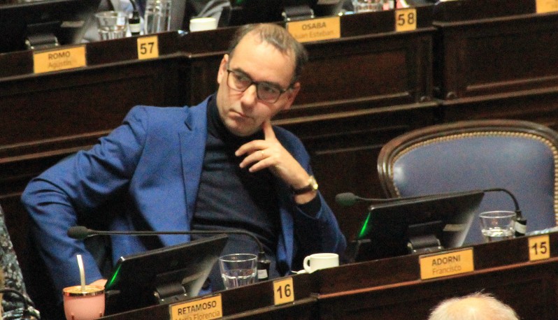 Francisco Adorni.
