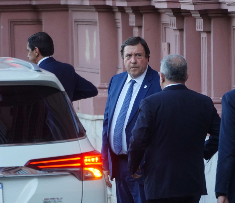 Guiño desesperado de Weretilneck a Milei tras del acuerdo entre los libertarios y el PRO de Río Negro
