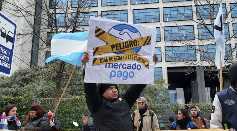 Advierten que la crisis de los endeudados puede ser el detonante de un estallido social