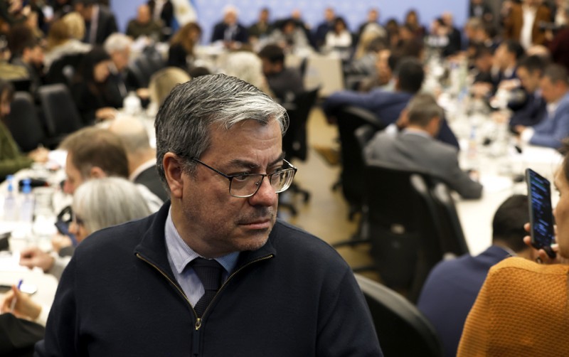 Germán Martínez sacado con Santiago Caputo: "por el capricho de un pendejo" se complica la ley Malvinas